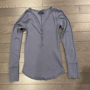 Abercrombie & Fitch women tops.